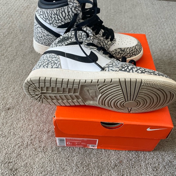 Nike Air Jordan 1 , Youth 6/Women 7.5. Excellent condition, worn 4x.No box - Picture 3 of 3